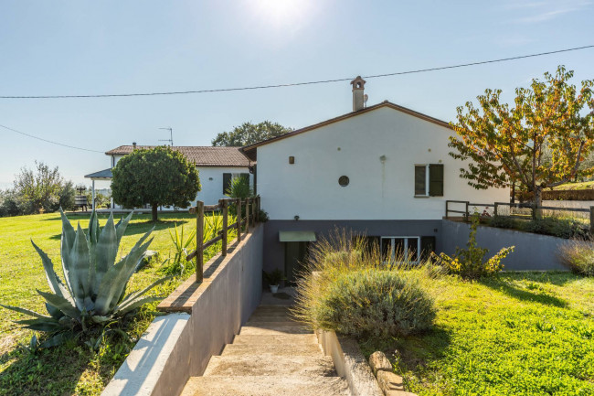 Villa in vendita a Bevagna (PG)