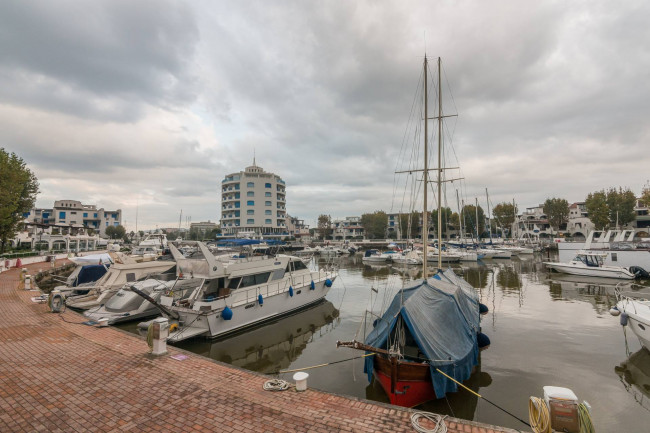 Attività commerciale in vendita a Misano Adriatico (RN)