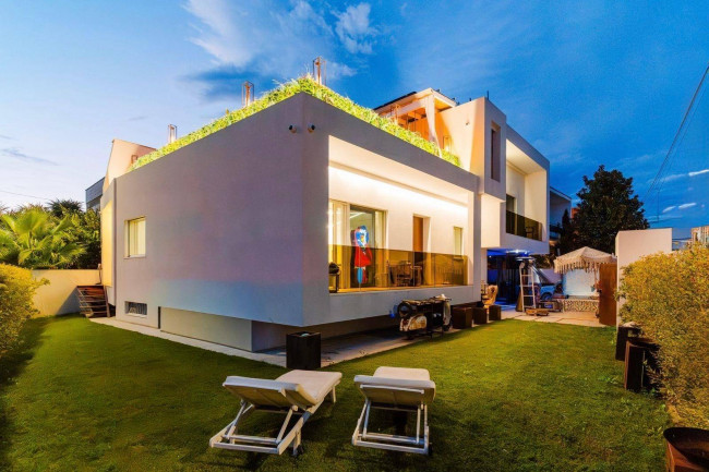 Villa in Vendita a Brindisi