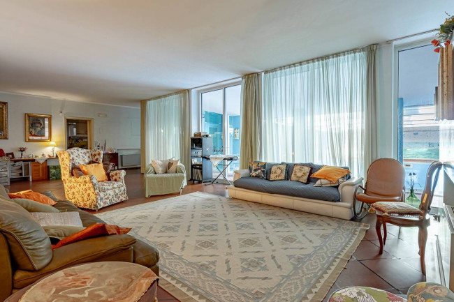 Villa in Vendita a Caserta