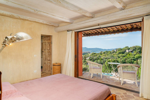 Villa in vendita a Olbia