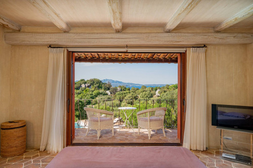 Villa in vendita a Olbia