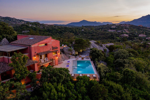 Villa in vendita a Olbia