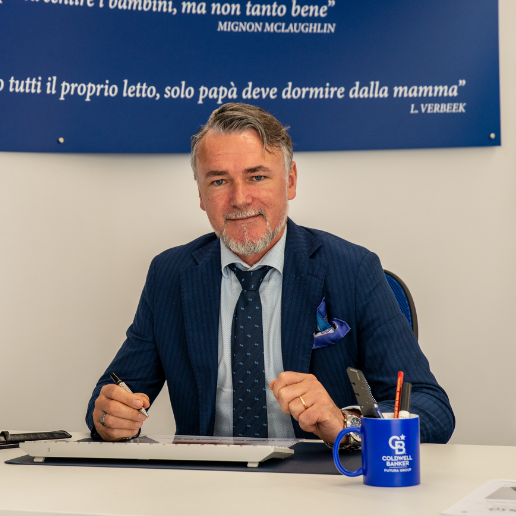 Kas Daniel - Collaboratore/Consultant