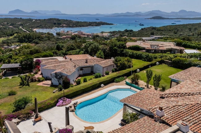 Villa for Sale in Arzachena