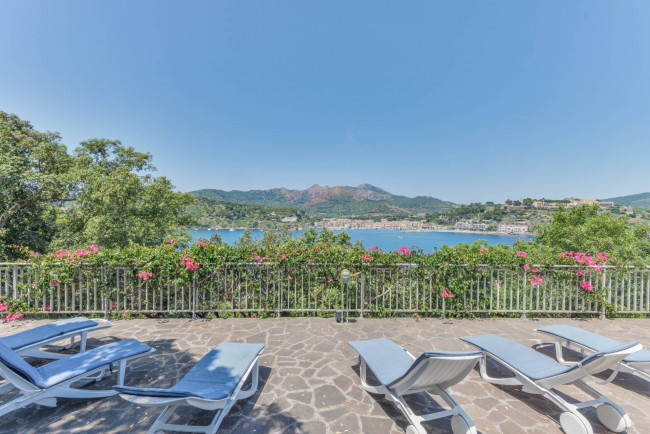 Villa in Vendita a Capoliveri - Isola d'Elba