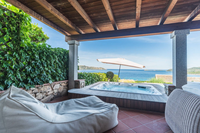 Villa a schiera in Vendita a San Teodoro