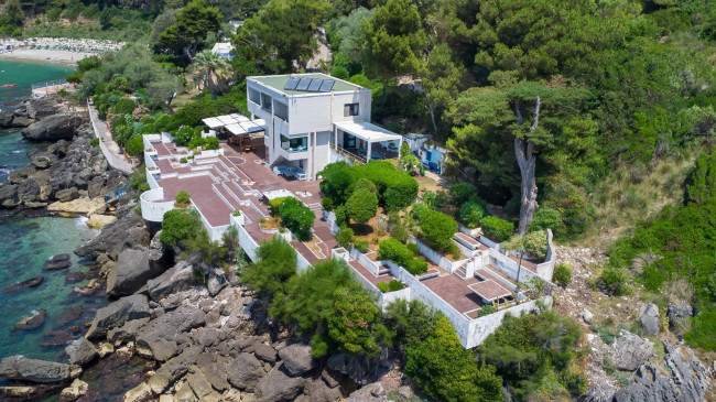 Villa in Vendita a Minturno