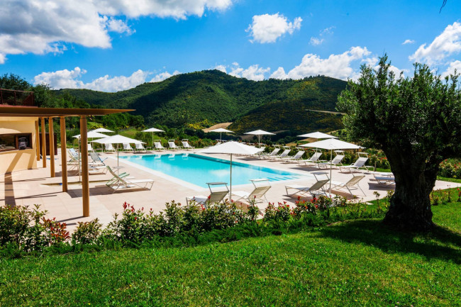 Villa for Sale in Fabriano