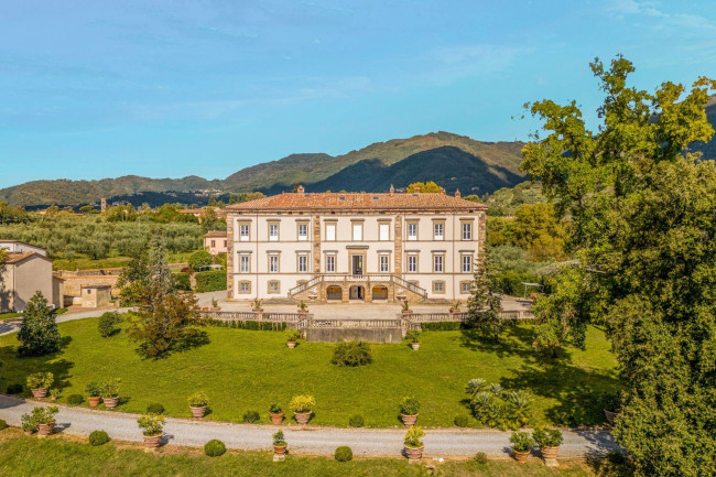Villa storica in Vendita a Capannori