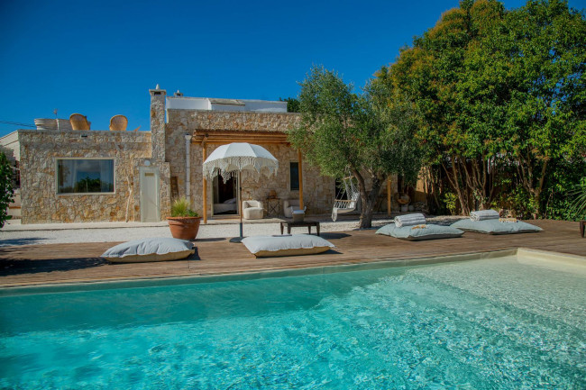 Trullo in Vendita a Locorotondo