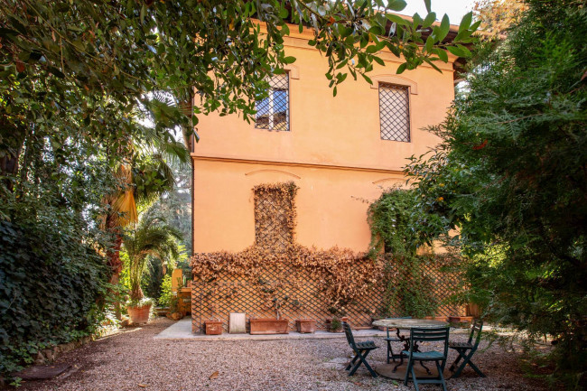 Villa in Vendita a Roma