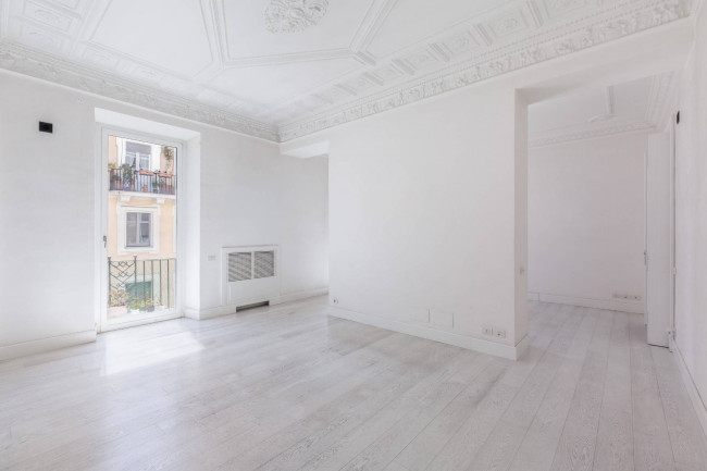 Apartment for Sale in Roma