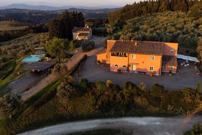 Villa in Vendita a Montelupo Fiorentino