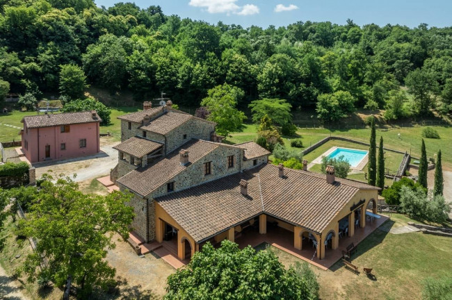 Rustico/Casale/Corte in Vendita a Città di Castello