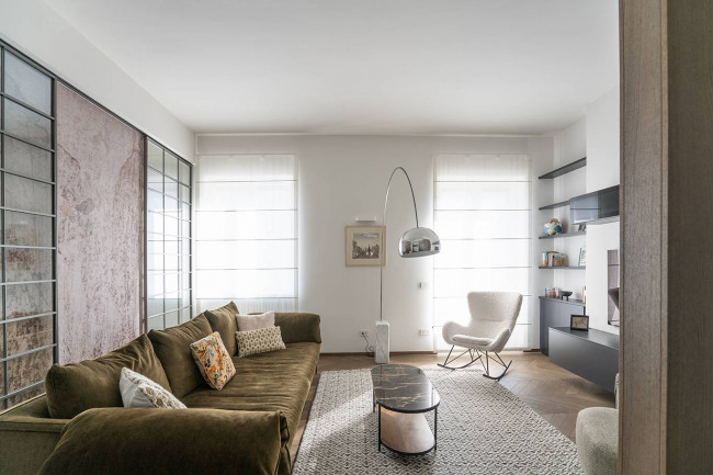 4 or more Rooms for Sale in Milano