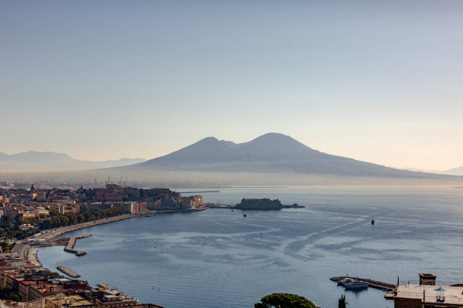 Villa for Sale in Napoli