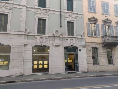 Locale commerciale in Affitto a Bergamo