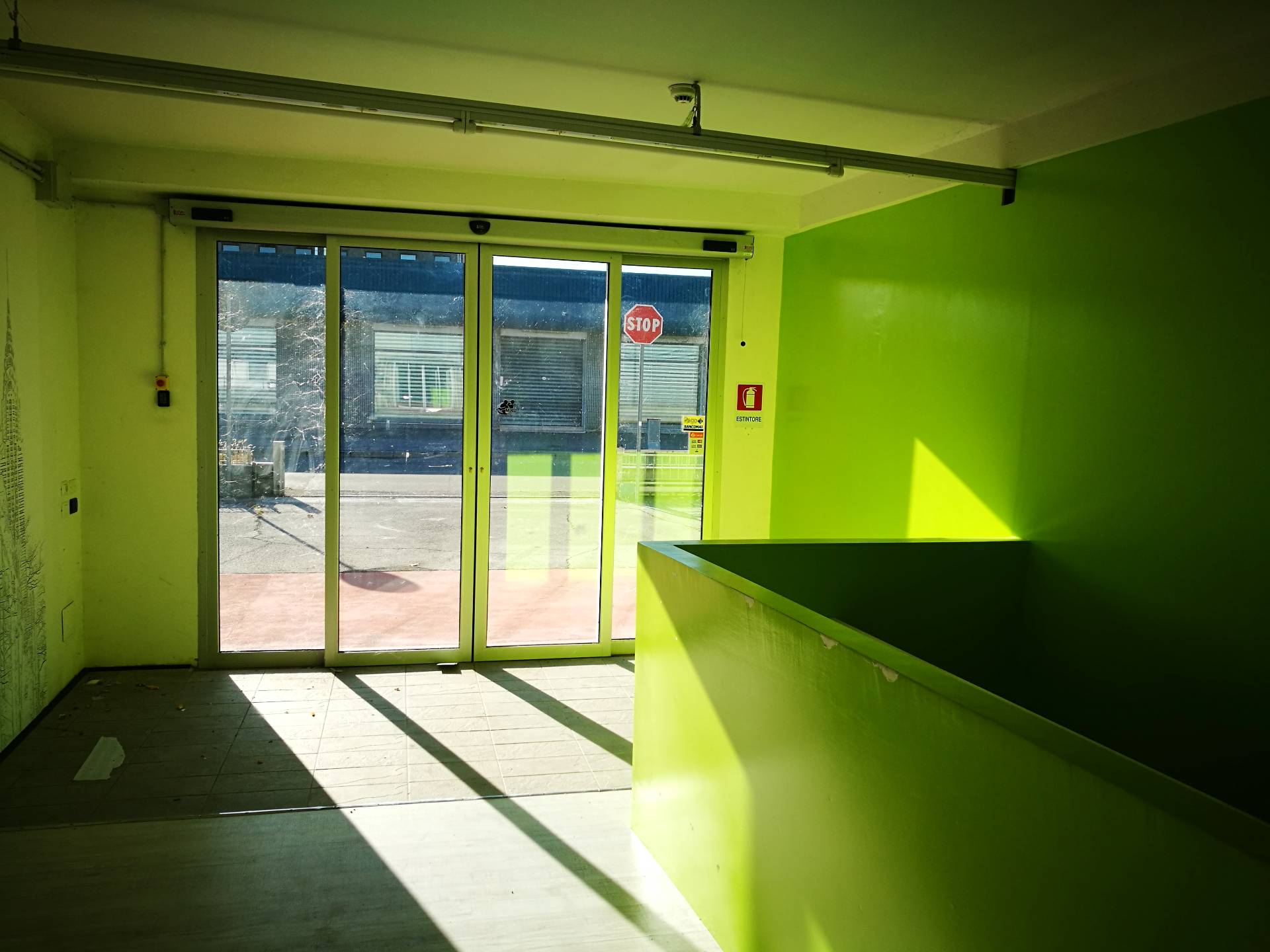 Negozio - Loc.Com. TREVISO affitto  Viale della Repubblica  impREsa Paese