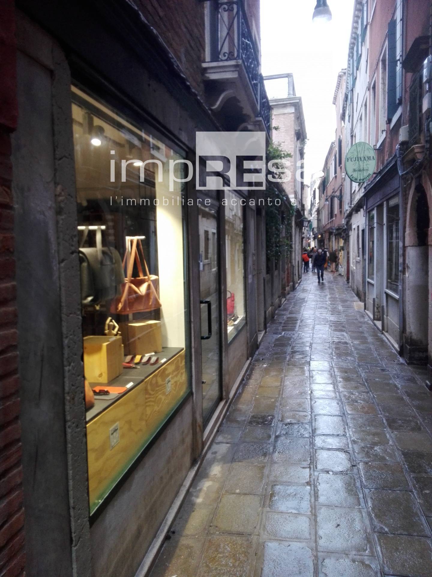 Negozio - Loc.Com. VENEZIA affitto  Dorsoduro  impREsa srl