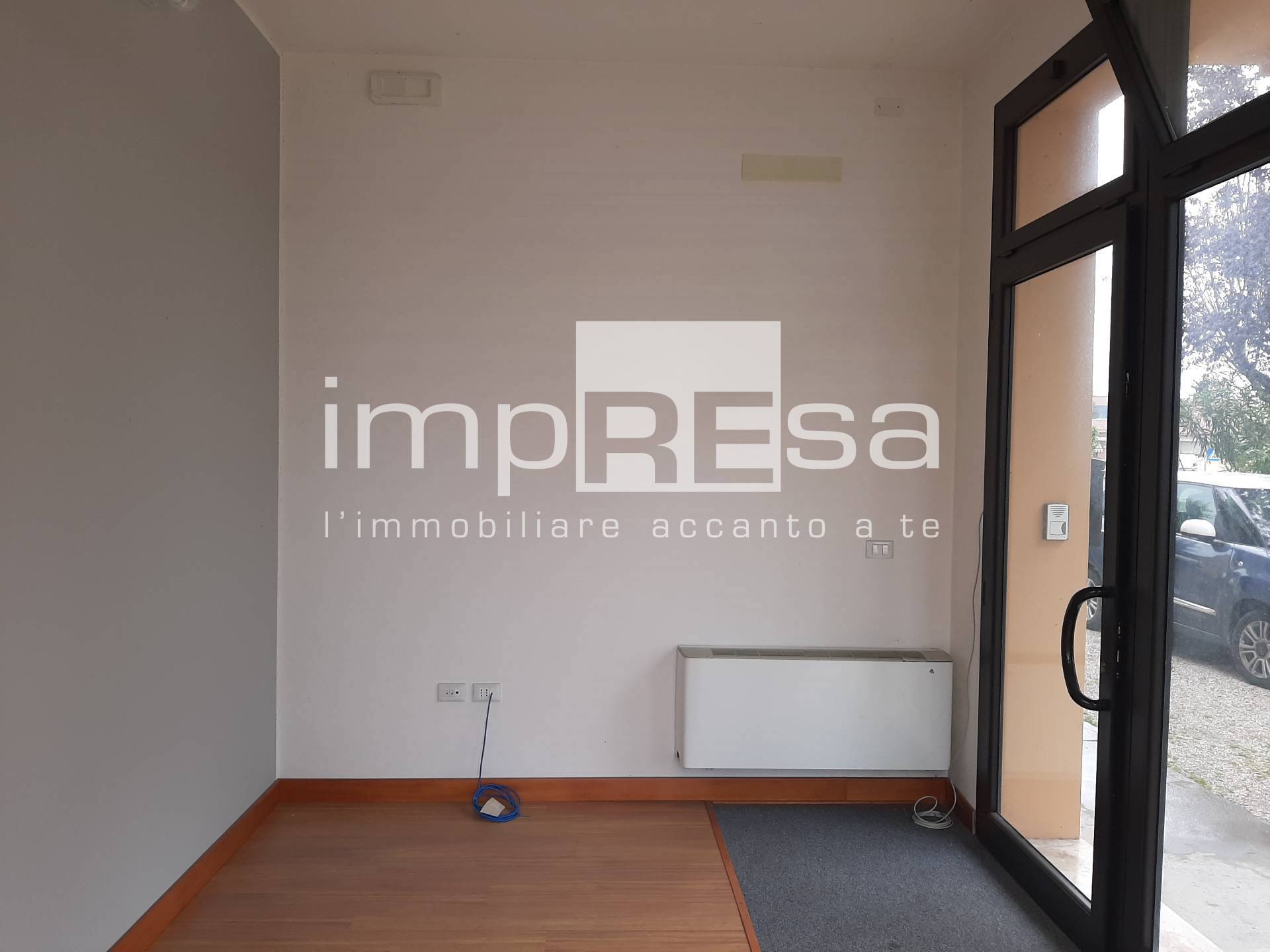 Negozio - Loc.Com. TREVISO affitto  S. Giuseppe  impREsa Paese