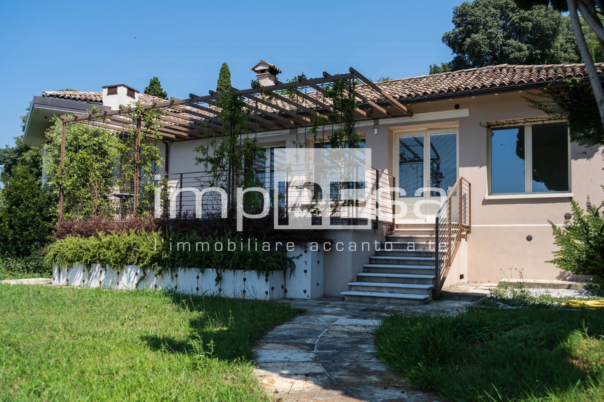 Villa ASOLO vendita    impREsa srl