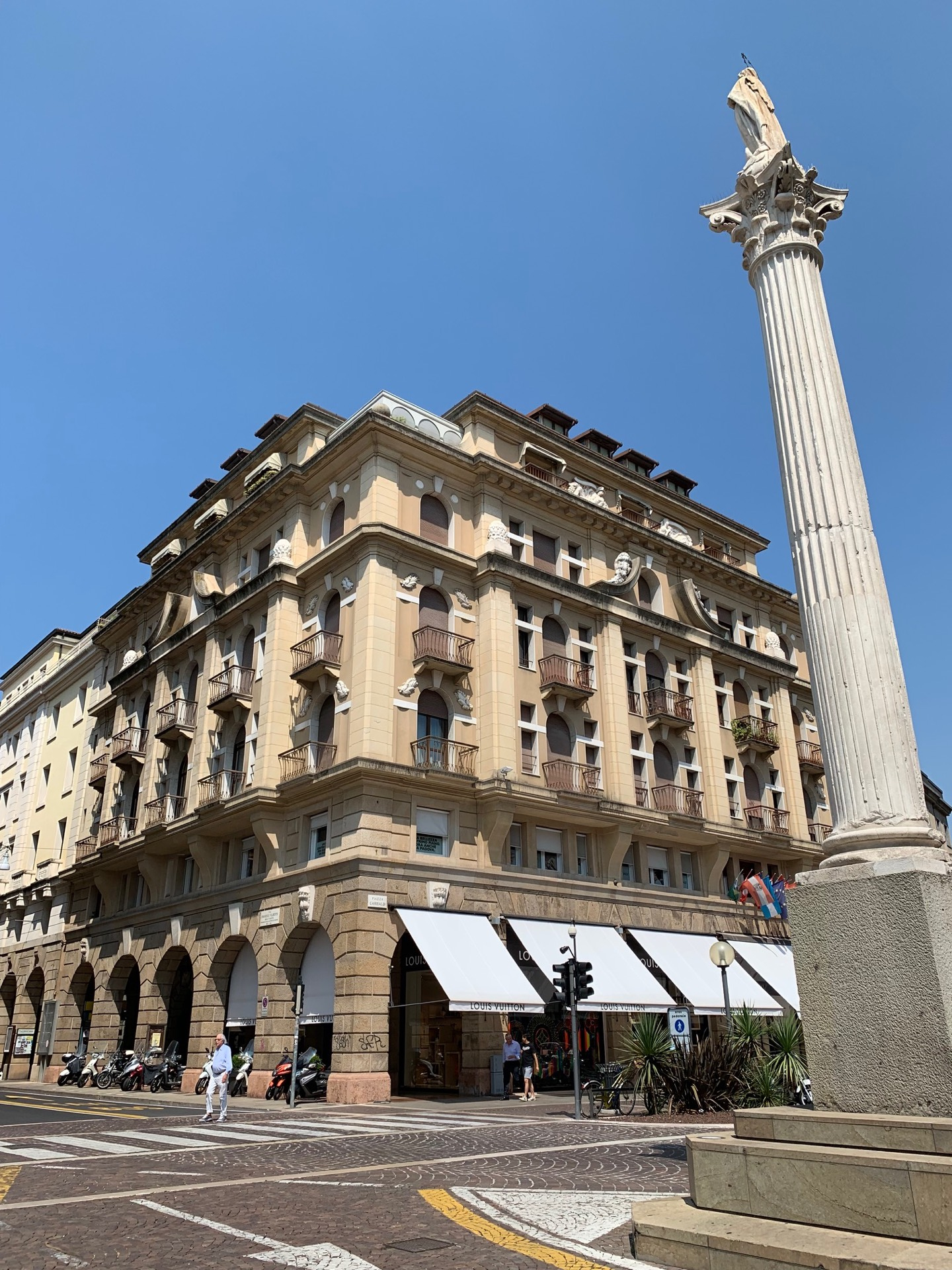 Appartamento PADOVA vendita  Centro storico  impREsa Galleria della Dogana