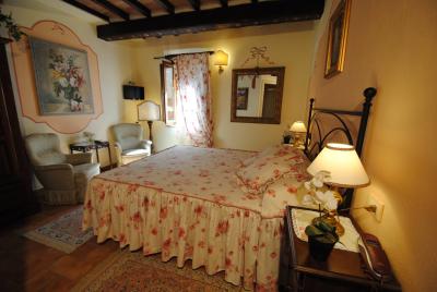 Albergo/Hotel in vendita a Todi (PG)