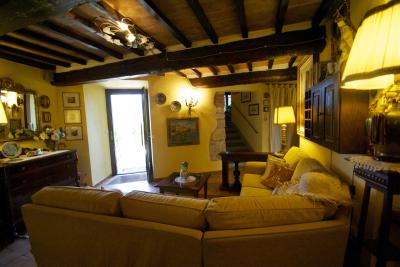 Albergo/Hotel in vendita a Todi (PG)