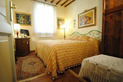 Albergo/Hotel in vendita a Todi (PG)