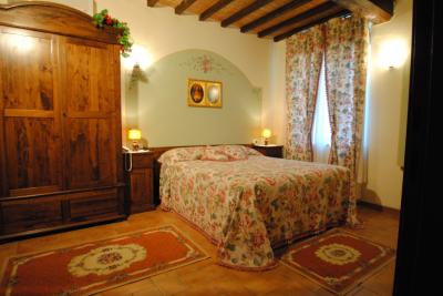 Albergo/Hotel in vendita a Todi (PG)