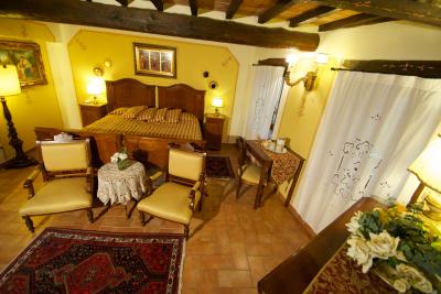 Albergo/Hotel in vendita a Todi (PG)