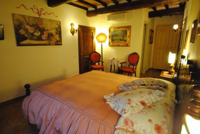 Albergo/Hotel in vendita a Todi (PG)