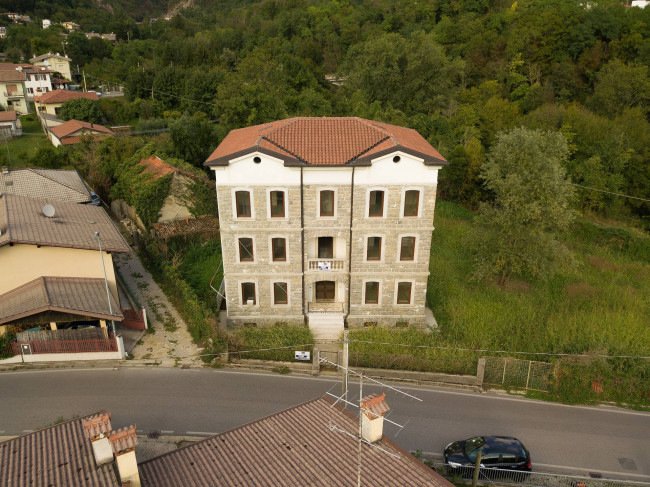 Villa in vendita a Zomeais, Tarcento (UD)