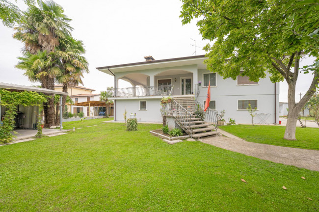 Casa indipendente in vendita a Pasiano Di Pordenone (PN)