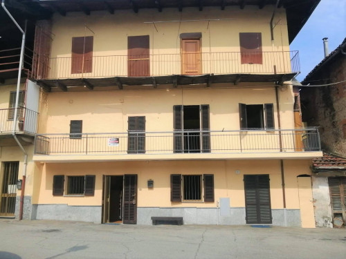 Casa semindipendente in Affitto a San Giorgio Canavese