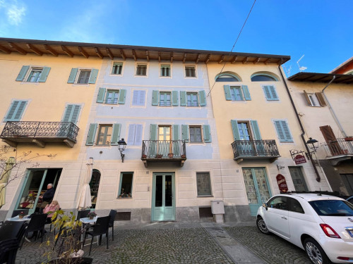 appartamento con terrazzo in Vendita a Gassino Torinese