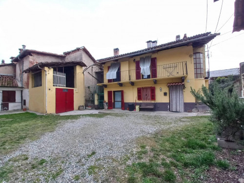 Casa semindipendente in Vendita a San Giorgio Canavese