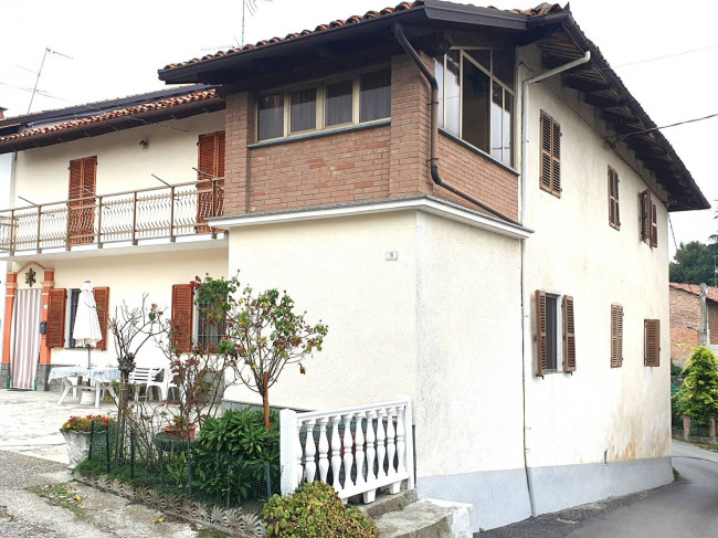 Casa semindipendente in Vendita a Robella