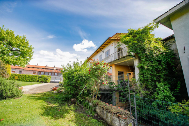 Casa semindipendente in Vendita a San Giorgio Canavese