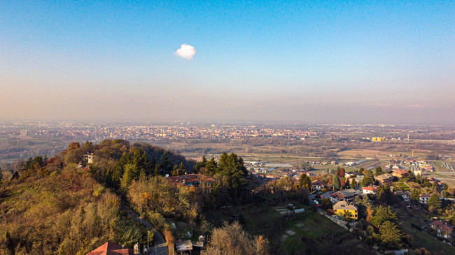 Villa in Vendita a Castiglione Torinese