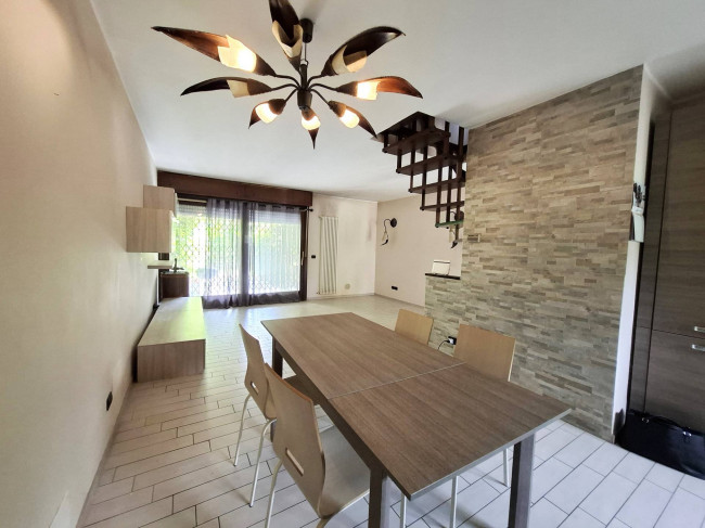 Villa a schiera in Vendita a Gassino Torinese