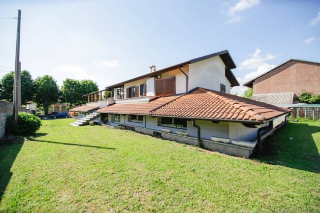 Villa in Vendita a San Giorgio Canavese