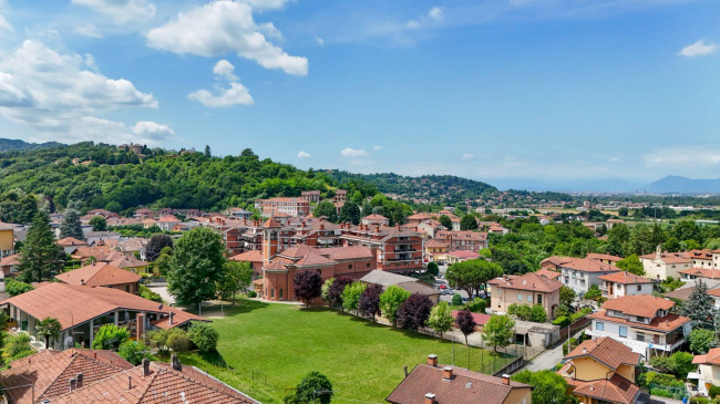 Bifamiliare in Vendita a Castiglione Torinese