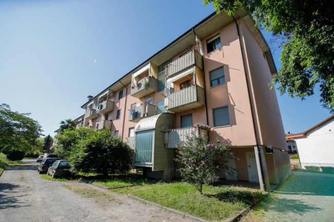 4 locali in Vendita a Caluso