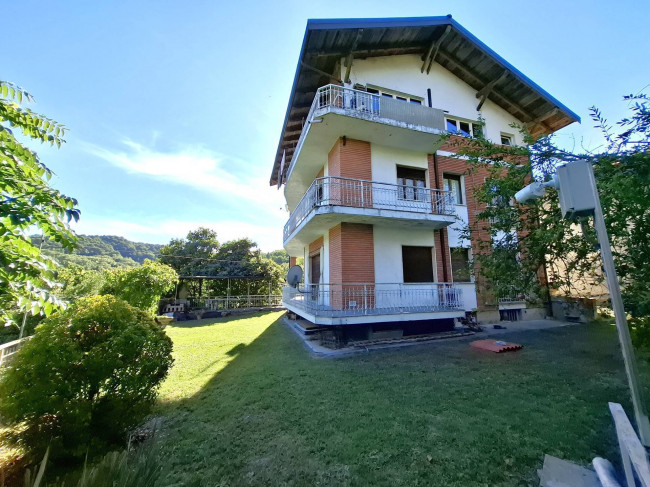 Trifamiliare in Vendita a Gassino Torinese