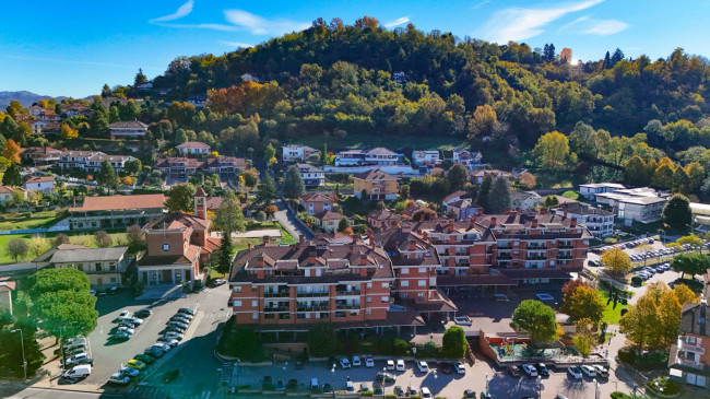 Attività commerciale in Vendita a Castiglione Torinese