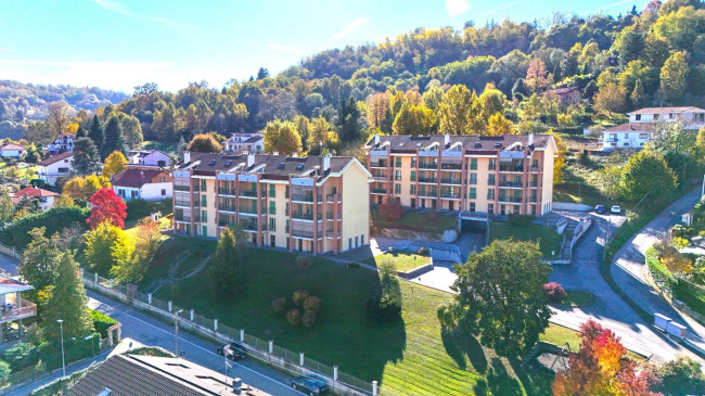 appartamento con terrazzo in Vendita a Gassino Torinese