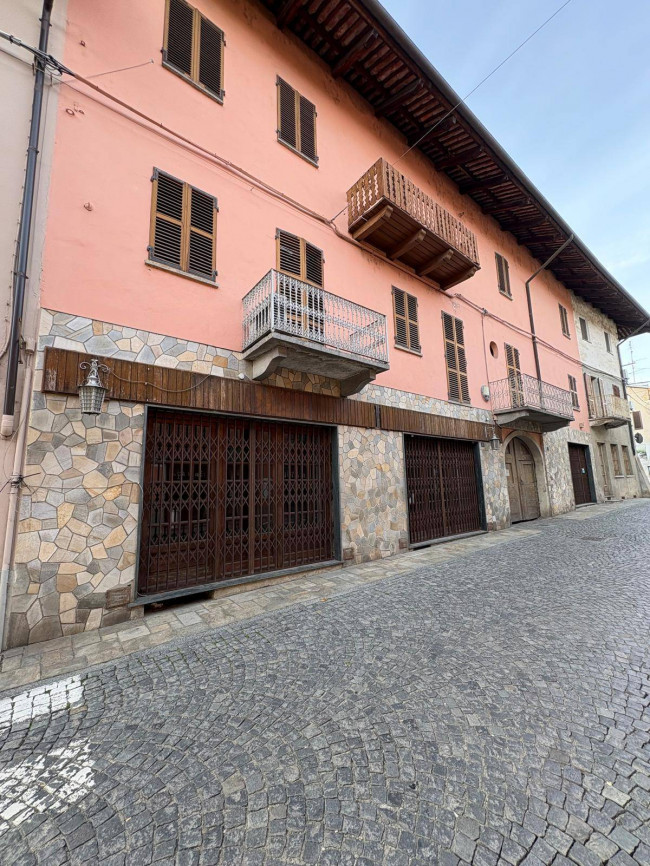 Appartamento in Vendita a Candia Canavese