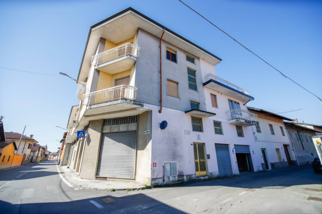 Palazzina in Vendita a Caluso